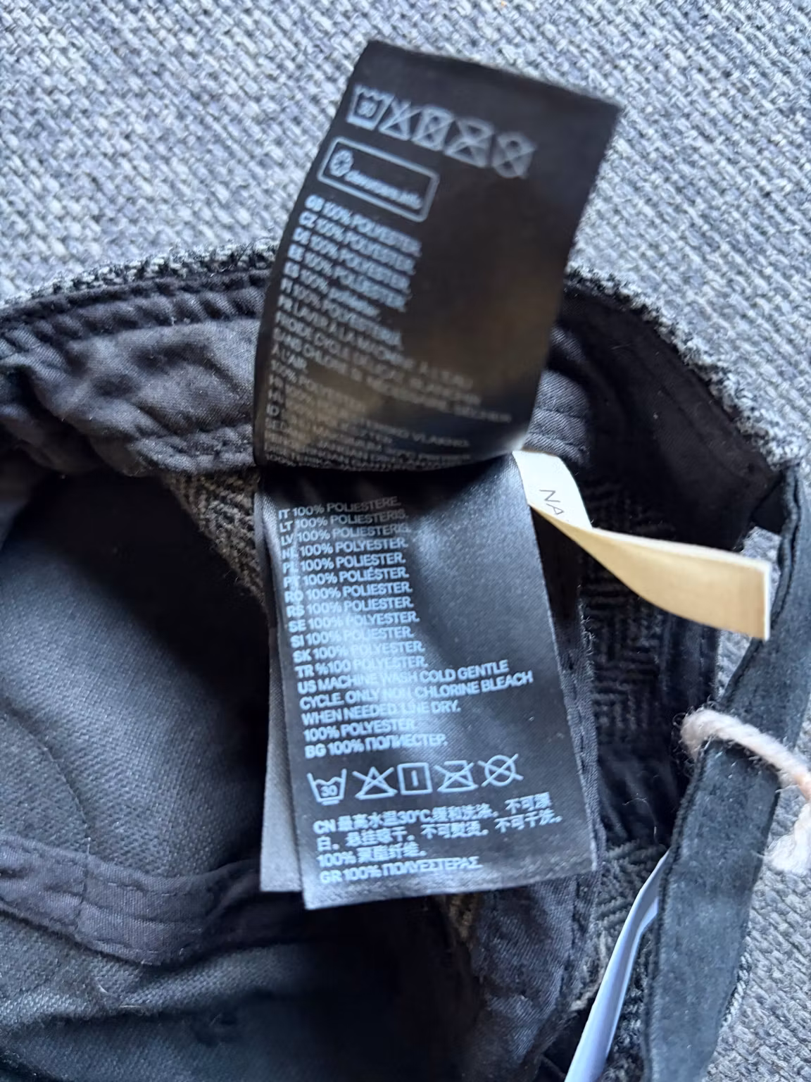 Kasket H&M – gråt sildebensmønster, sort skygge, str. 92/104