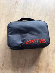 Boulesæt med 6 metalkugler og taske
