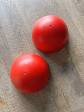 Balancehalvkugler GONGE røde – 2 stk. Ø ca. 15 cm