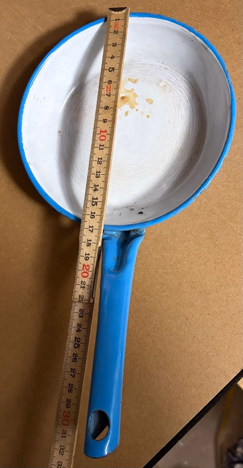 Originalfoto – Emaljepande – blå/hvid, ca. Ø 17 cm – til dekoration