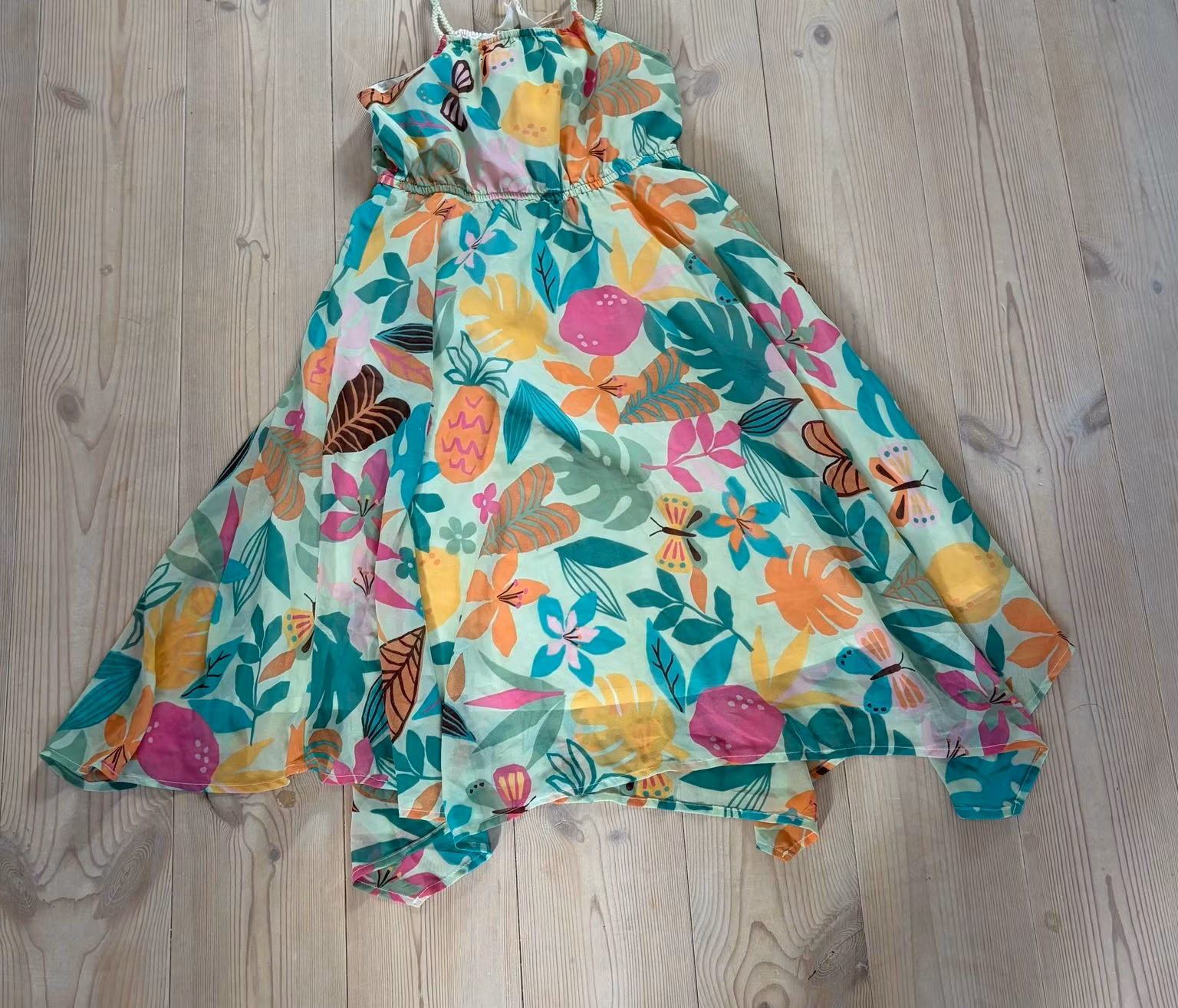 H&M sommerkjole str. 128 – originalt forsidefoto