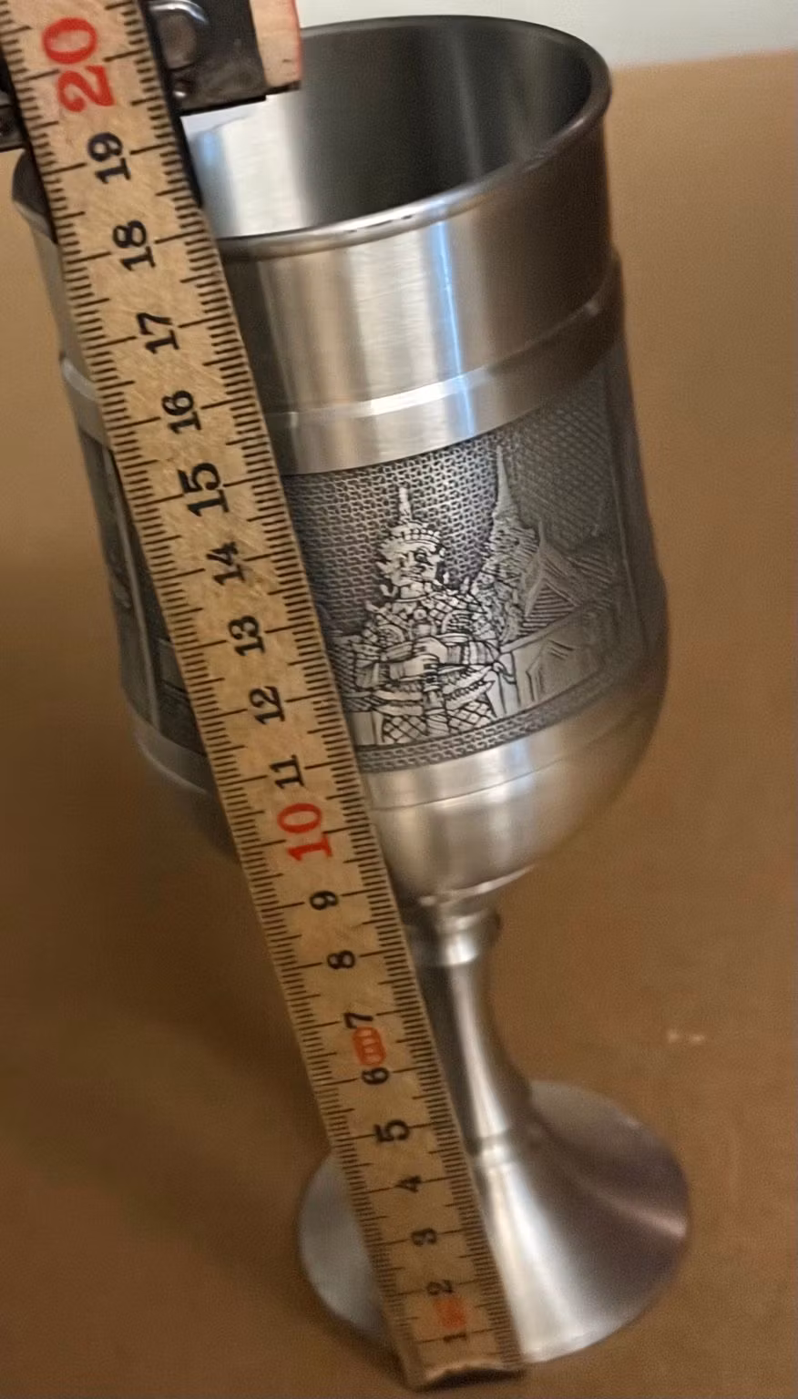 Originalfoto – Pokal Kings Pewter – håndlavet tinlegering fra Thailand, ca. 19 cm