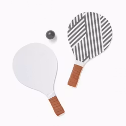 Strandtennisrack med boll