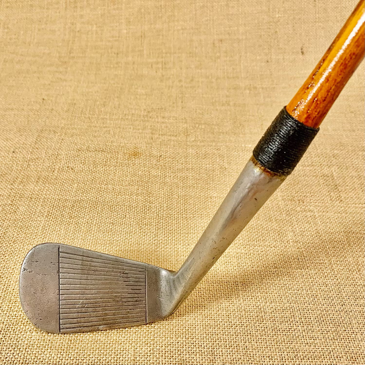 Mashie Niblick - Tom Stewart