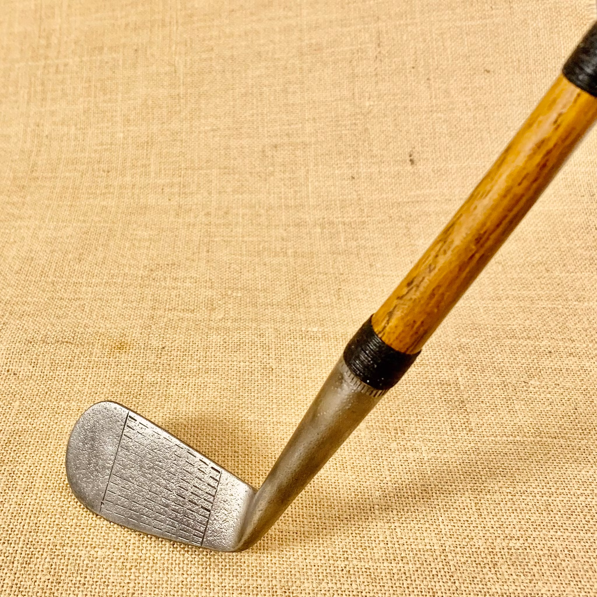 Mashie Niblick - Cann & Taylor