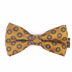 Rostfärgad mönstrad fluga