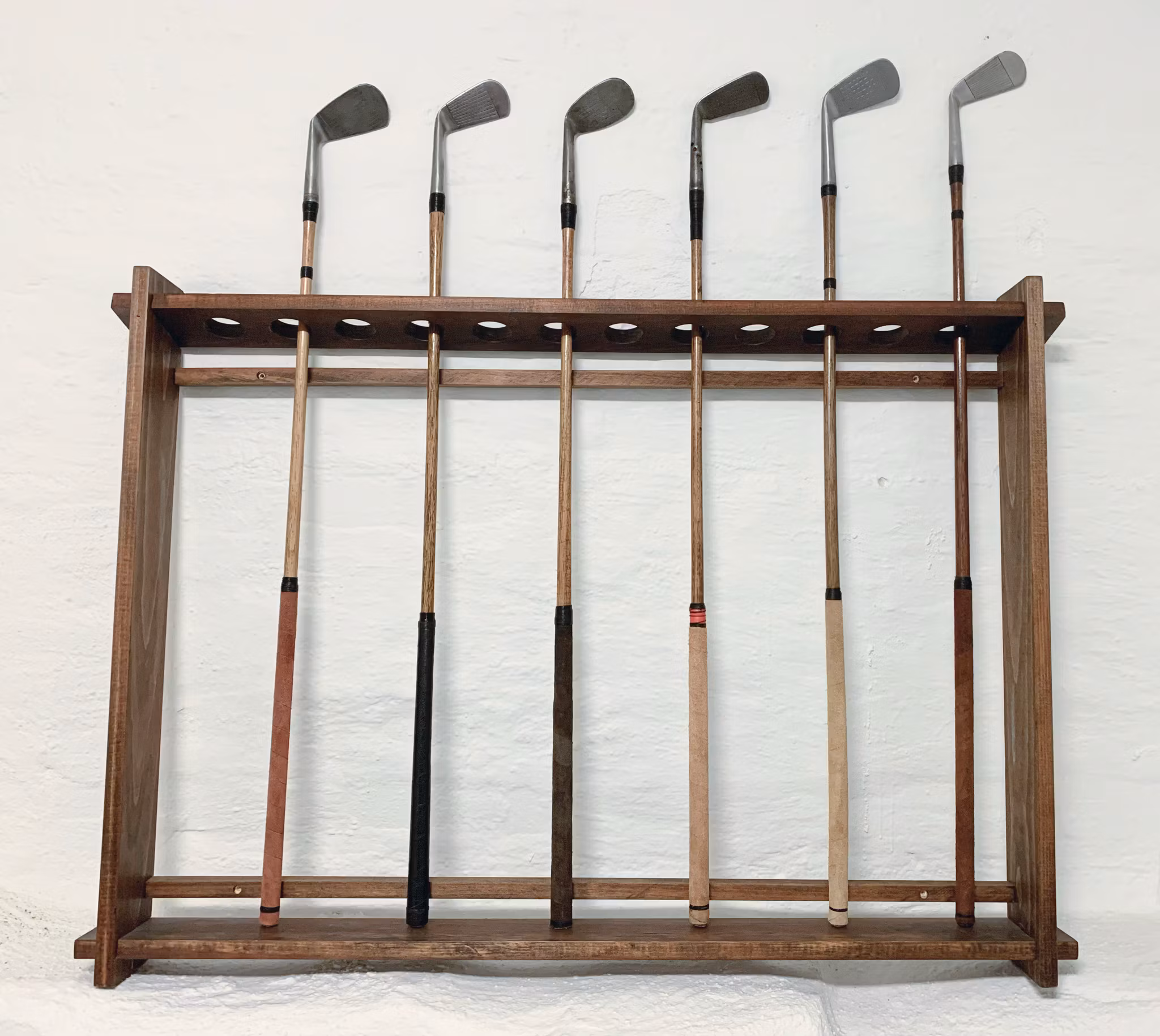 Stort klubbställ för vägg