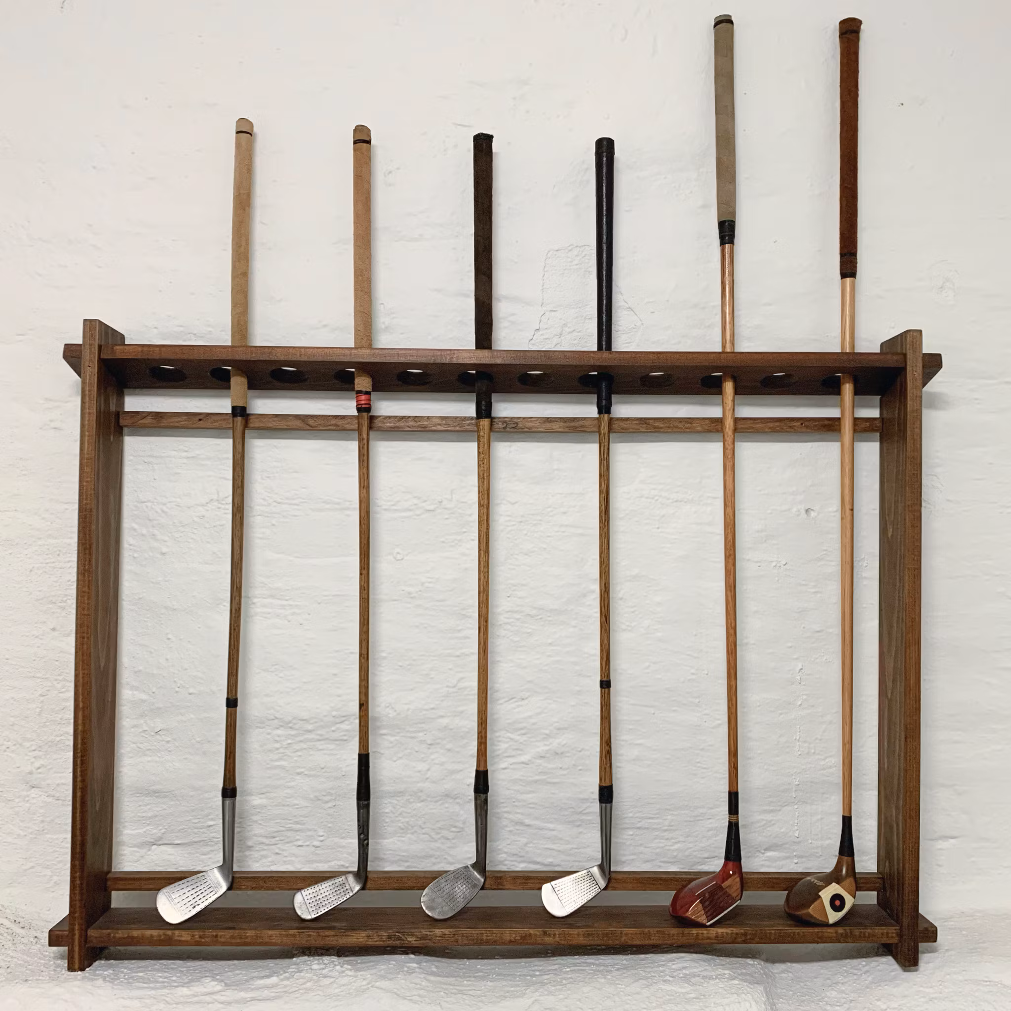 Stort klubbställ för vägg