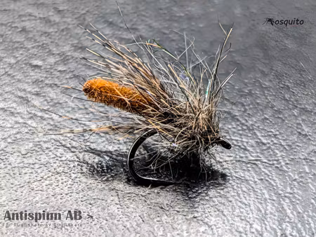 Flytande Chenille Puppa Caddis Rusty Brown #14
