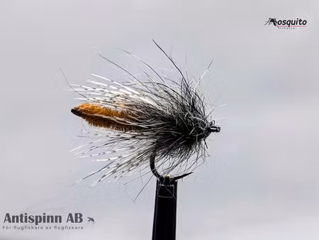 Flytande Chenille Puppa Caddis Rusty Brown #16