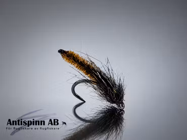 Flytande Chenille Puppa Caddis Dark Brown Light Dressed #14