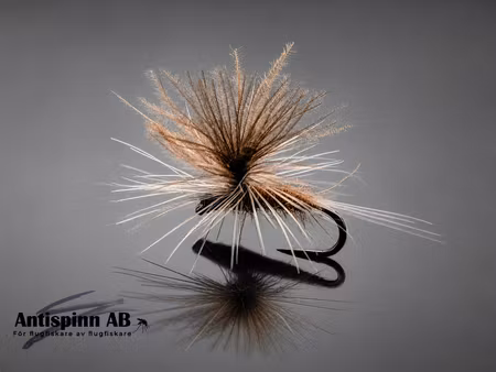 Callibaetis Dun Parachute #16