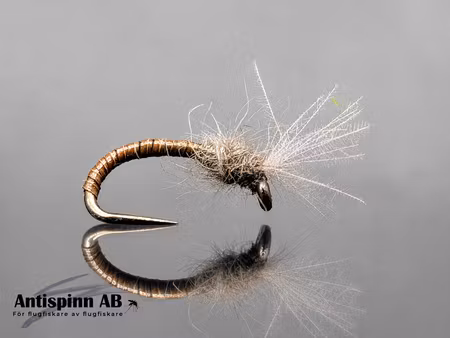 Shuttlecock Emerger #16