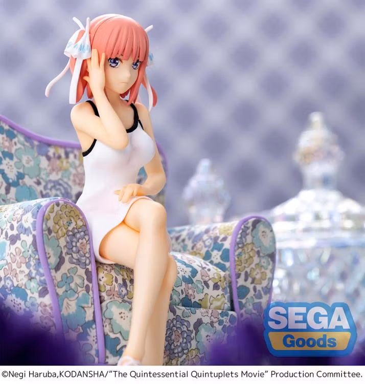 The Quintessential Quintuplets Nino Nakano Premium Perching Figure