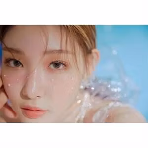 Chung Ha - Blooming Blue