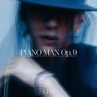Leo - Piano Man Op.9 (Photobook)