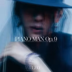 Leo - Piano Man Op.9 (Photobook)