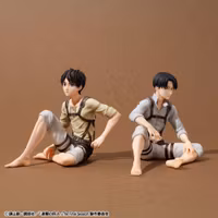 Attack on Titan G.E.M. Series PVC Figures 2-Pack Eren Yeager & Squad Captain Levi Palm Size