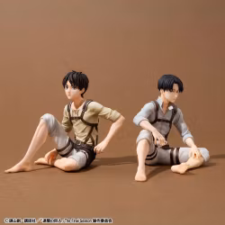 PREORDER - Attack on Titan G.E.M. Series PVC Figures 2-Pack Eren Yeager & Squad Captain Levi Palm Size