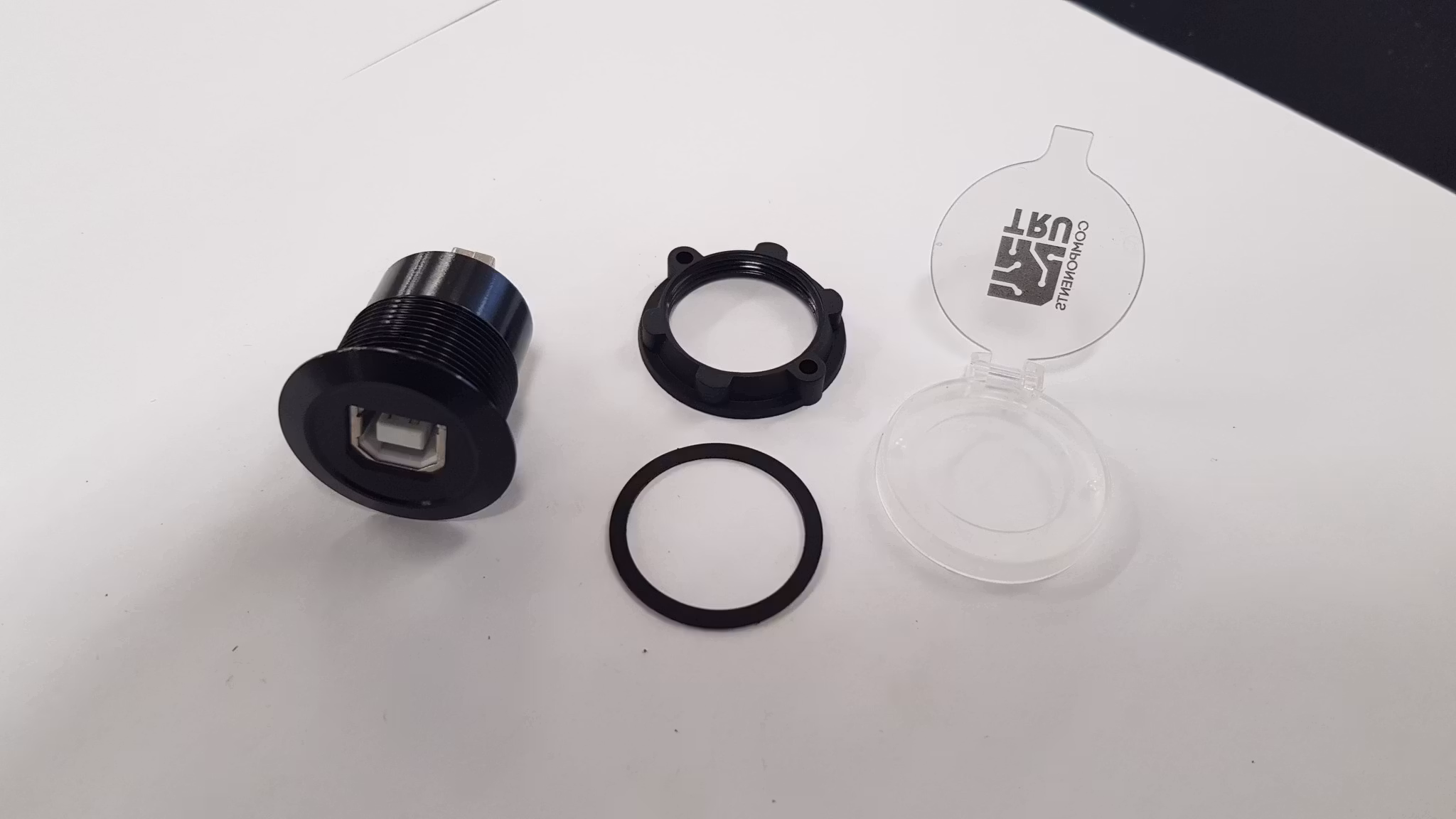 USB A-B Paneluttag