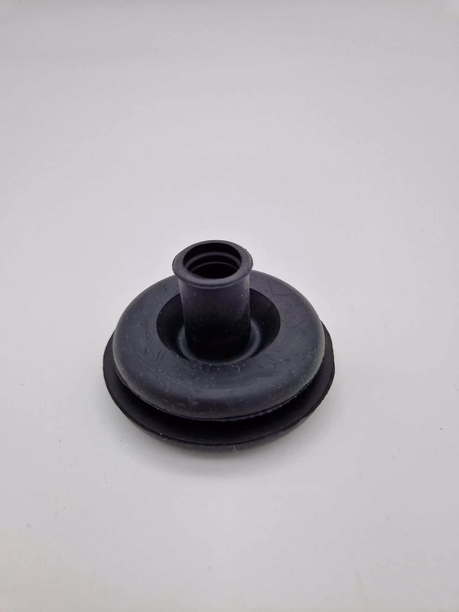 Gummi Genomföring 55mm
