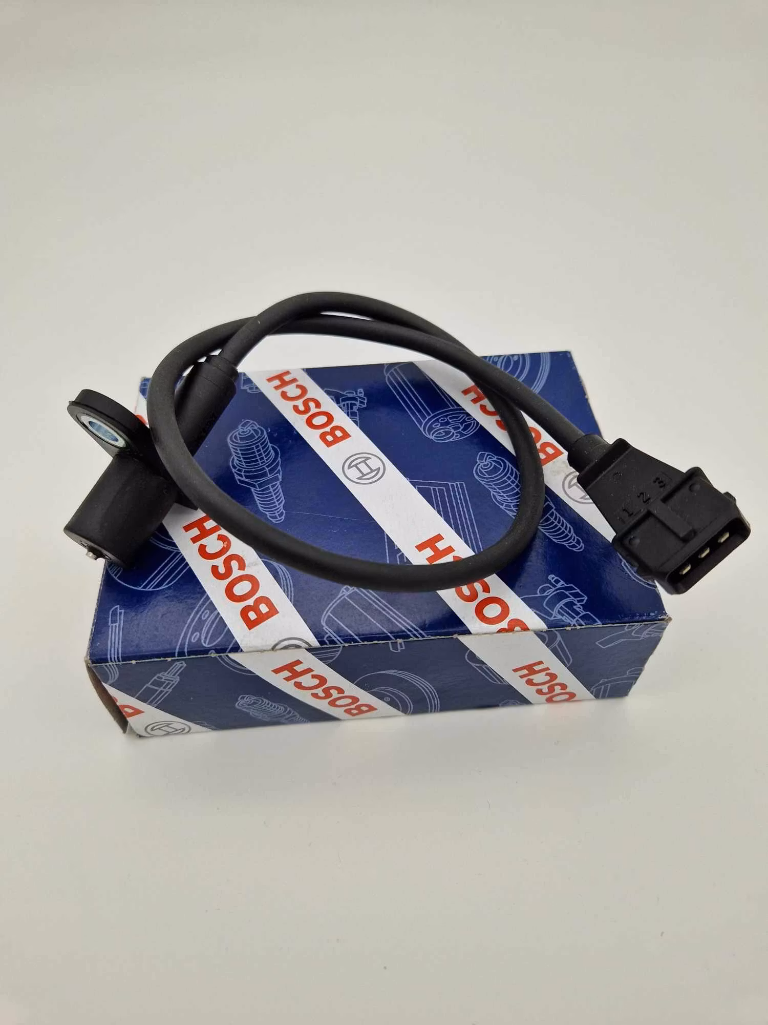 Bosch Vevaxelgivare Volvo 2,7,900