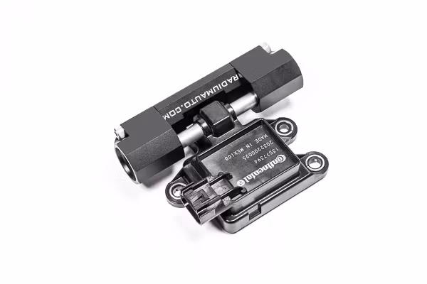 Radium Flexfuel / Etanol / E85 givare Fäste ink. AN Adapter