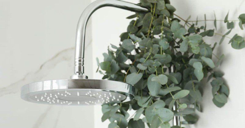 Hemma spa med ametist och eucalyptus