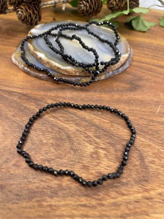 Kristall armband spinell