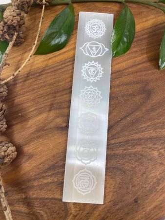 Selenit laddningsplatta chakra symboler
