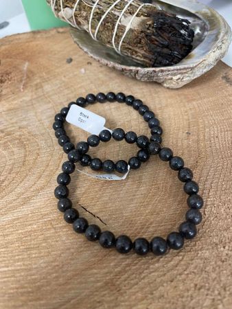 Kristallarmband svart opal