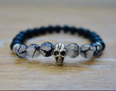 Armband turmalin kvarts och svart onyx med döskalle
