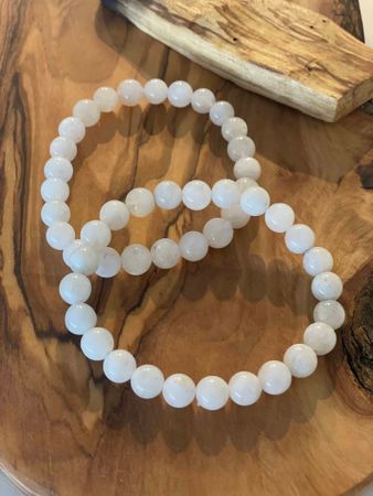 Kristallarmband runda pärlor månsten