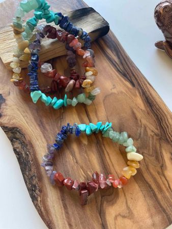 Armband chakra stenar
