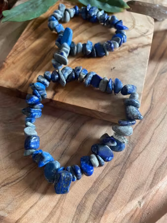 Kristallarmband chips Lapis Lazuli