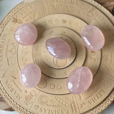 Handsten rosenkvarts