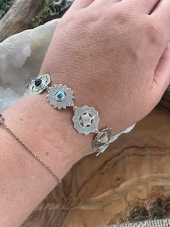 Chakra armband silverpläterad mässing