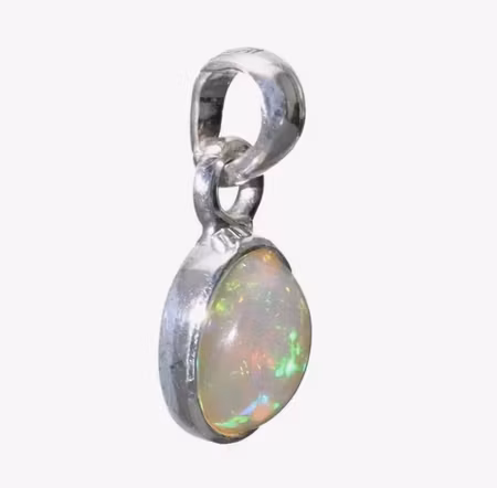 Silver hänge med opal