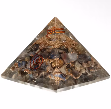 Orgonit kraft pyramid blå safir och koppar