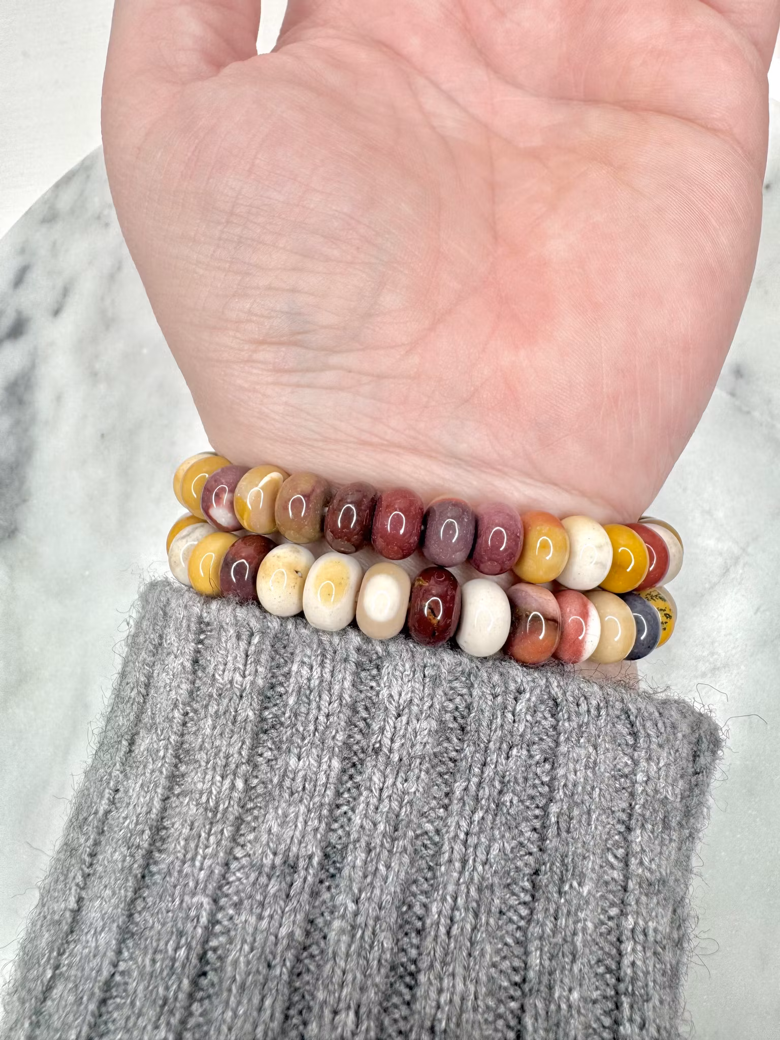 Mookait armband runt handled kristall