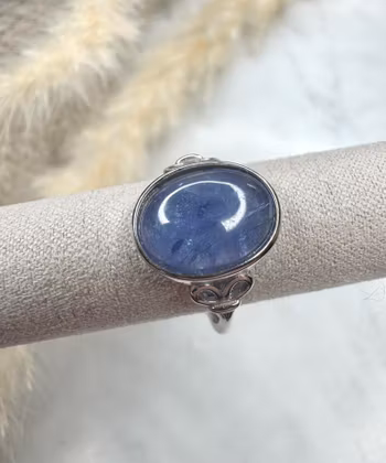 Silverring med tanzanit