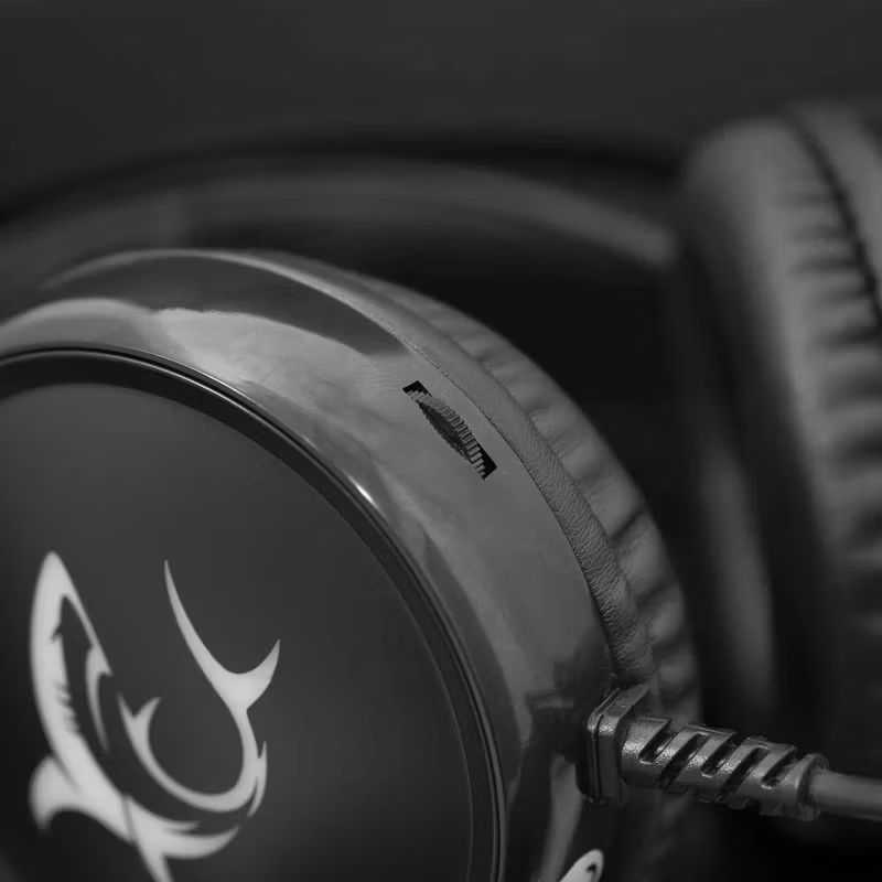 White Shark MARGAY On-Ear Spelheadset Svart