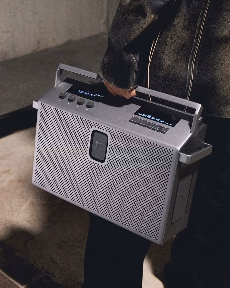Mondo Speaker Large M2001 96 W Bluetooth-högtalare Metall/Svart