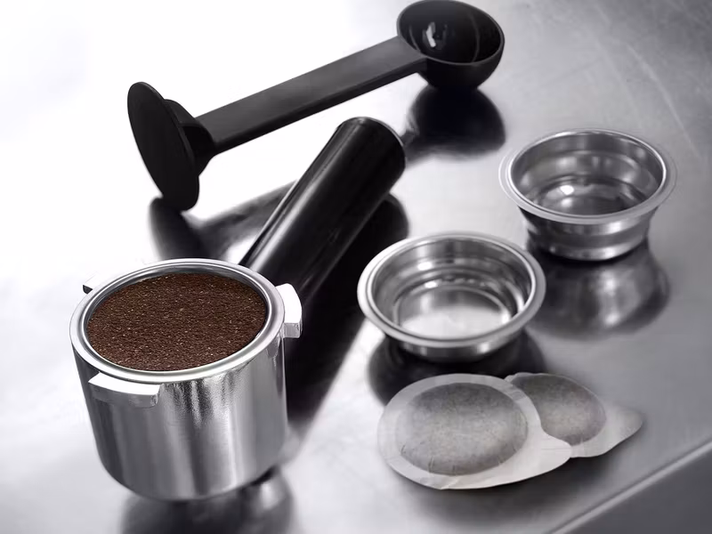 De'Longhi Dedica Style EC685.R Espressomaskin Röd