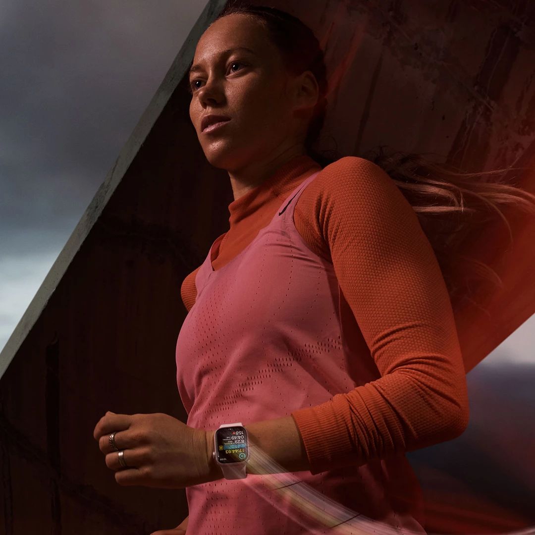 Apple Watch Series 9 GPS 45mm Midnight Aluminium Case med Midnight Sport Band