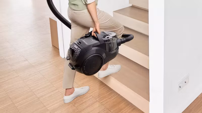 Bosch Serie 4 BGC21X300 cylinderdamssugare 2 liter svart