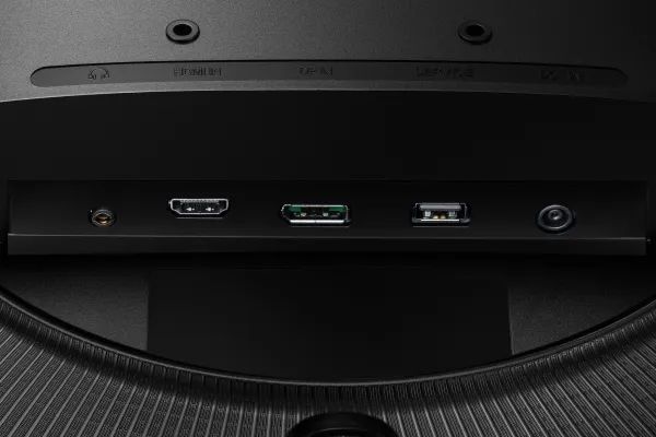 Samsung Odyssey G5 S32CG552EU 32" 2560 x 1440 (2K) välvd bildskärm för gaming