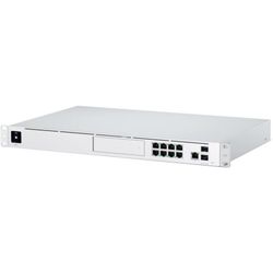 Ubiquiti UniFi Dream Machine Pro Switch och brandvägg