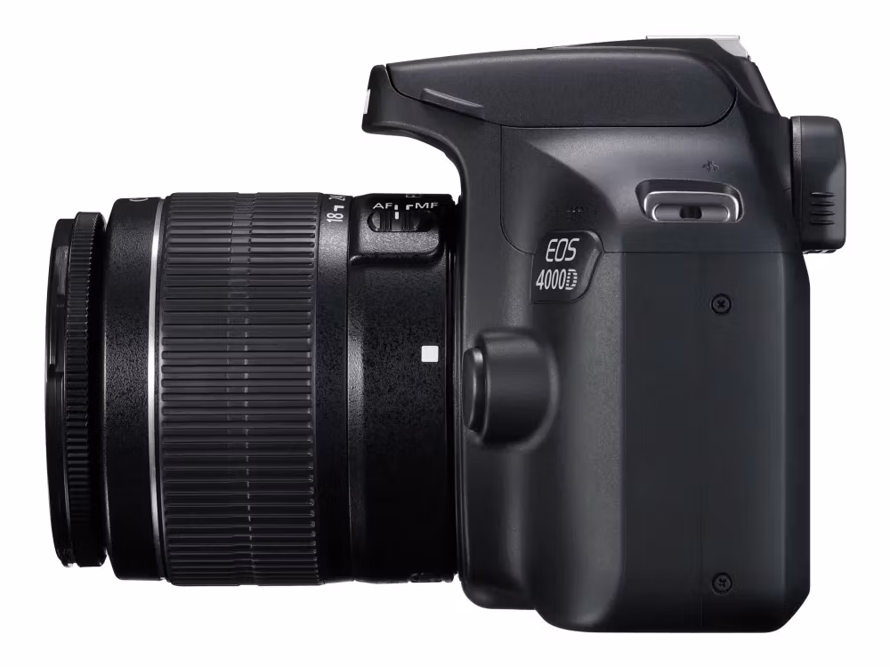 Canon EOS 4000D + 18-55/3,5-5,6 DC III Svart