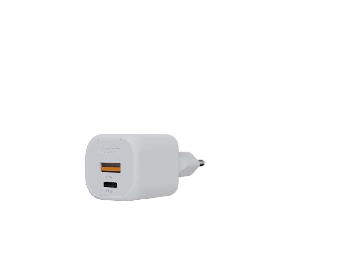 Xtorm 35W GaN2 Ultra Hemladdare USB-C PD/USB-A Vit